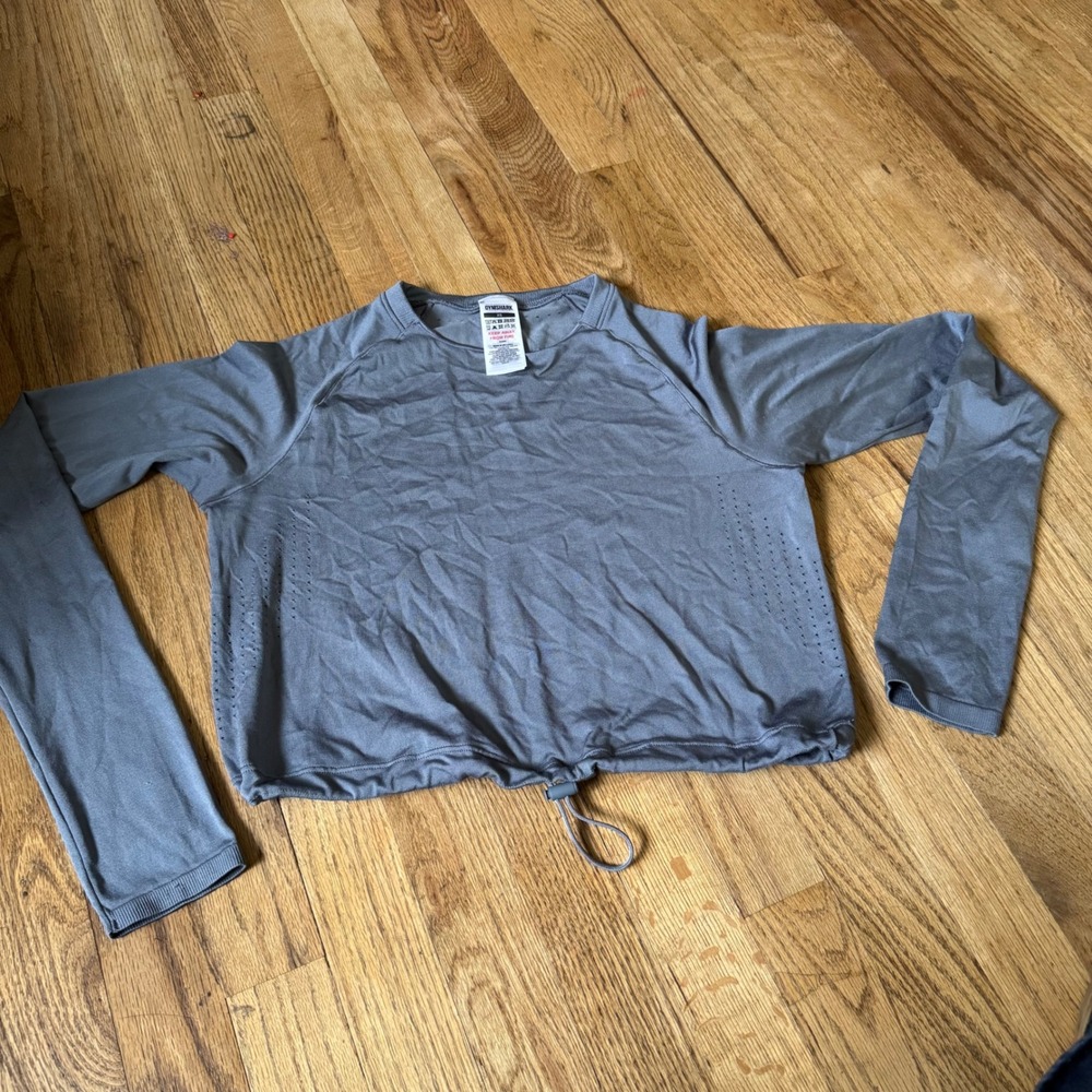 Gymshark Breeze Lightweight Seamless Long Sleeve Crop Top Grey XS - Picture 8 of 9